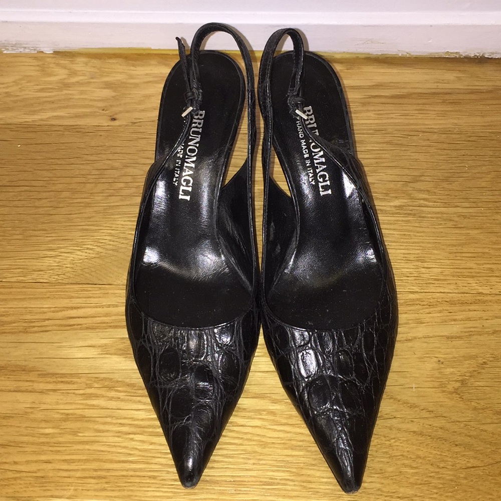 Bruno Magli Slingback Croc Kitten Heels Size 35.5